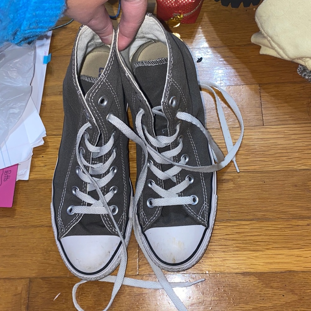 Women’s high top converse